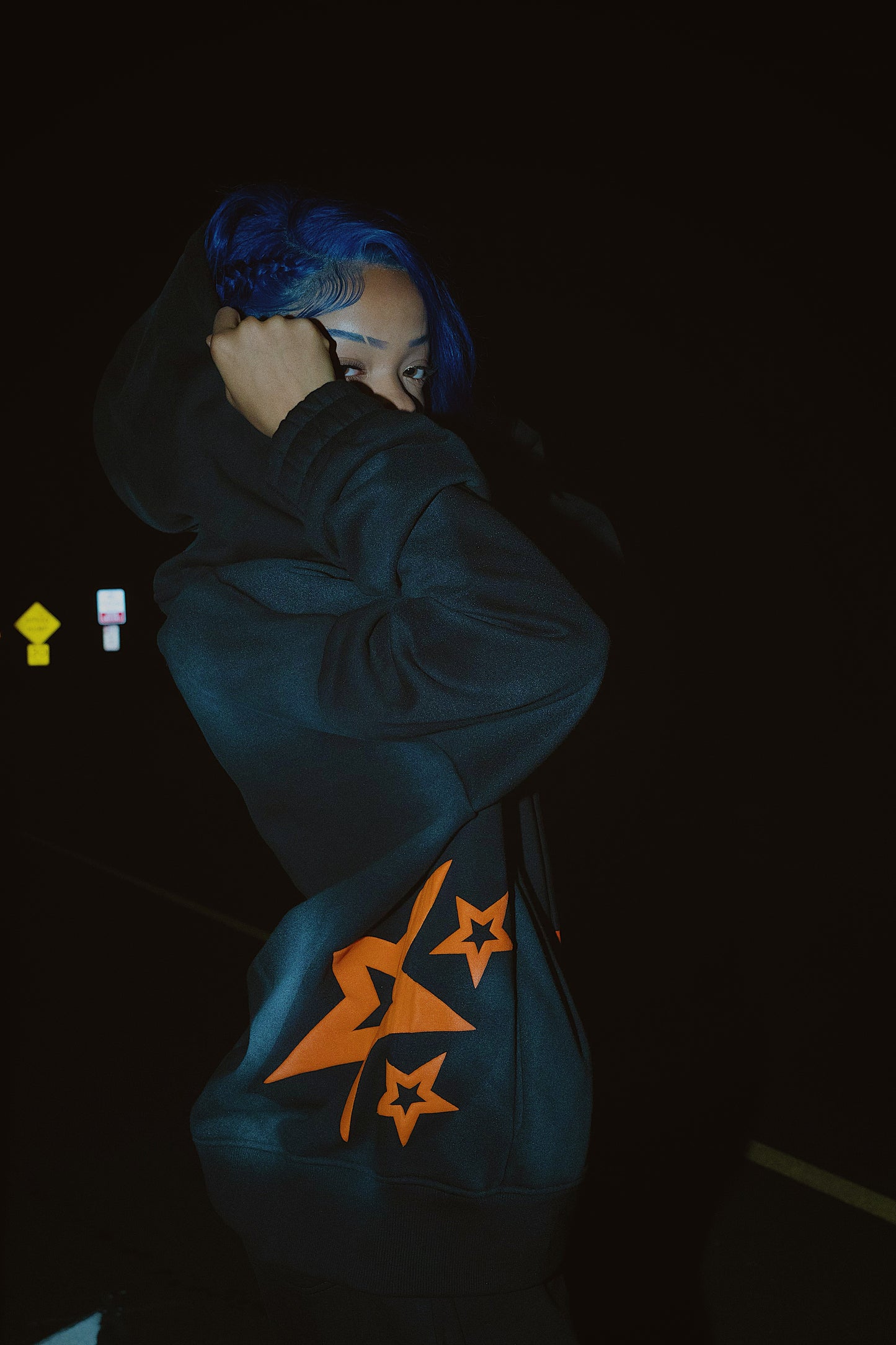 SUPERSTAR SUN FADED 3D STAR PUFF PRINT ZIP UP HOODIE.